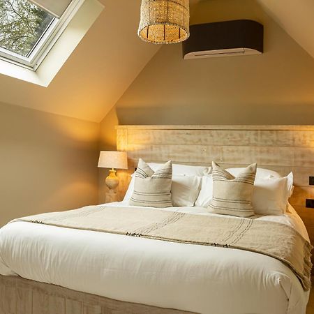 فيلا Luxury Cotswold Retreats Moreton-in-Marsh المظهر الخارجي الصورة