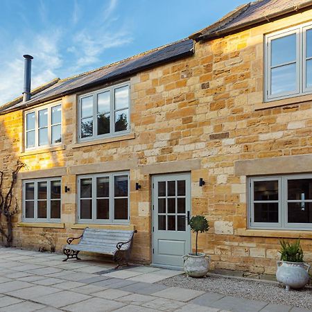 فيلا Luxury Cotswold Retreats Moreton-in-Marsh المظهر الخارجي الصورة